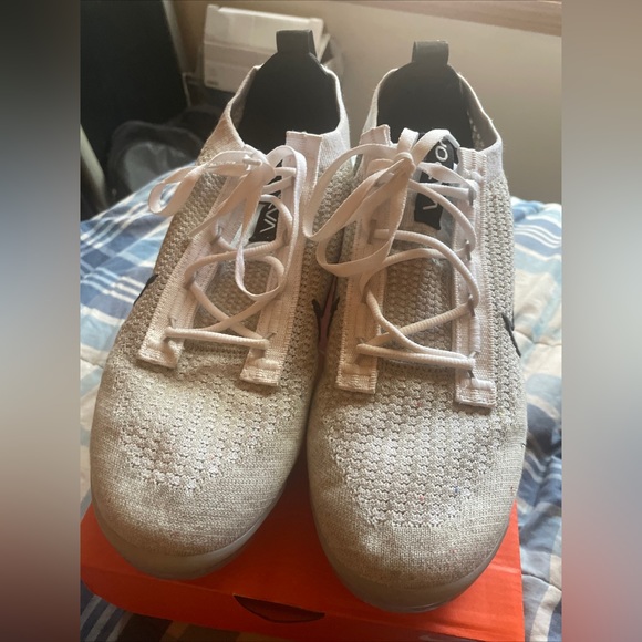 Nike Air Vapormax 2021 Fly knit size 10